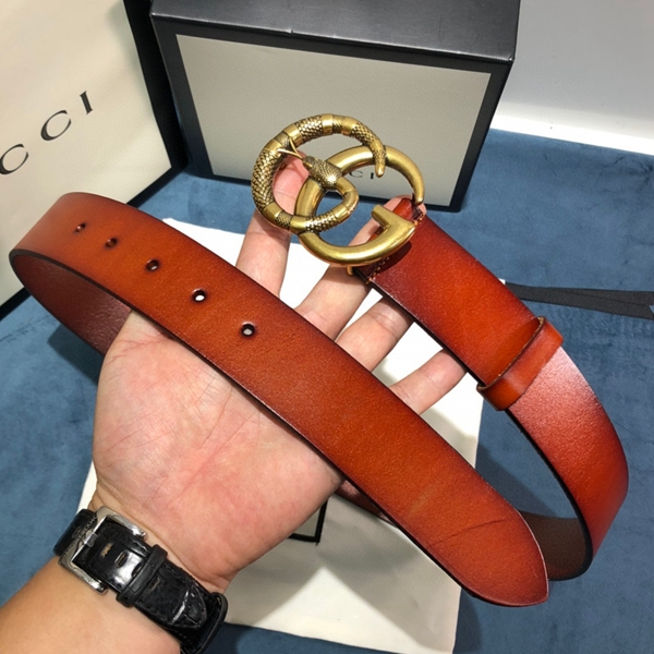 スーパーコピーグッチベルト背面デザイン